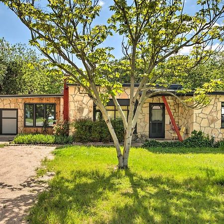 Remodeled Retro Home With Deck, Walk To Main Street! Blanco Exterior foto
