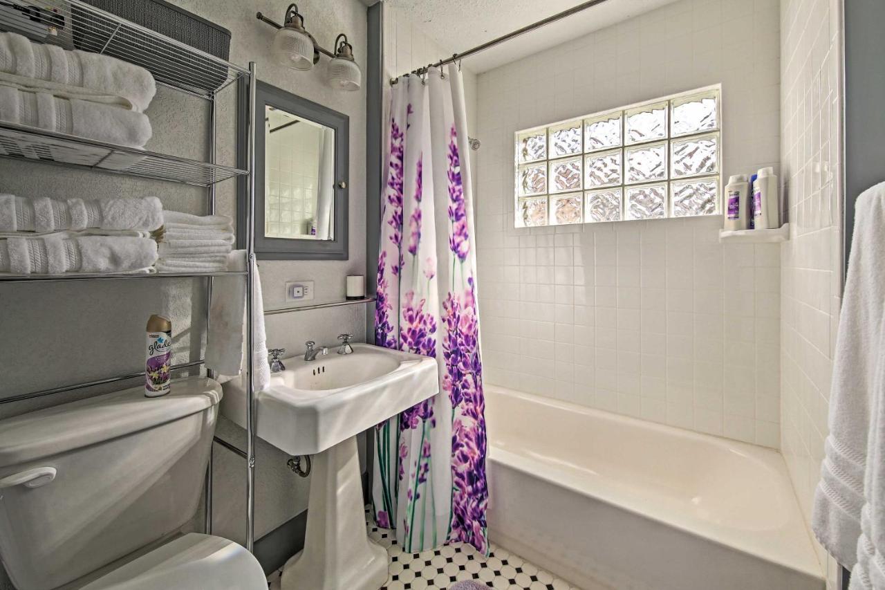Remodeled Retro Home With Deck, Walk To Main Street! Blanco Exterior foto