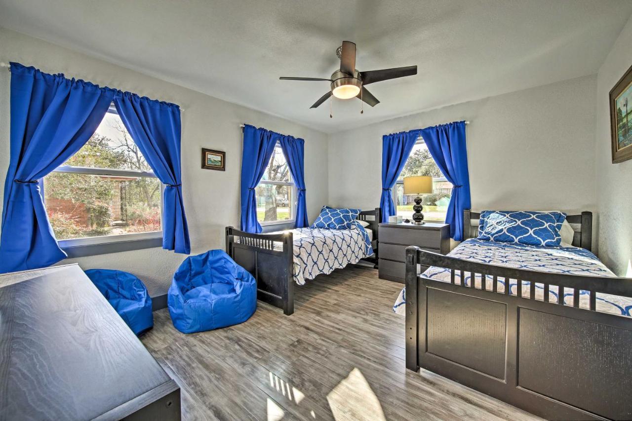 Remodeled Retro Home With Deck, Walk To Main Street! Blanco Exterior foto